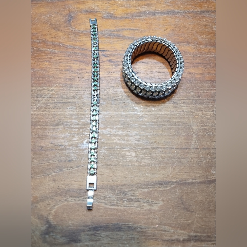 Two Sparkling Bracelets, Stretch & Clasp, Green & Clear Stones, Appear Vโฆ
